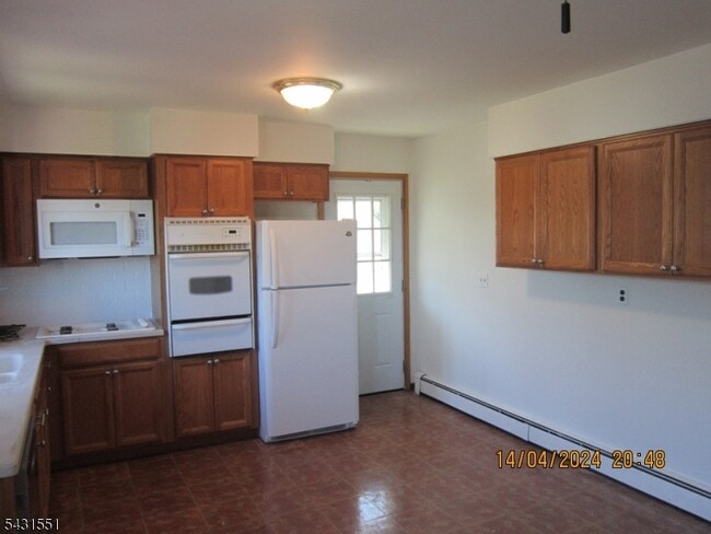 Building Photo - 138 Haverhill Ave