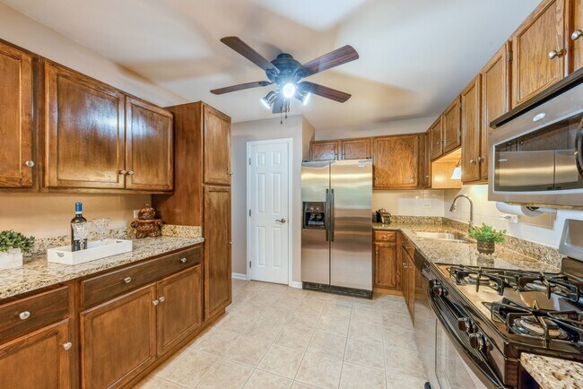 Building Photo - 1125 Auburn Ln
