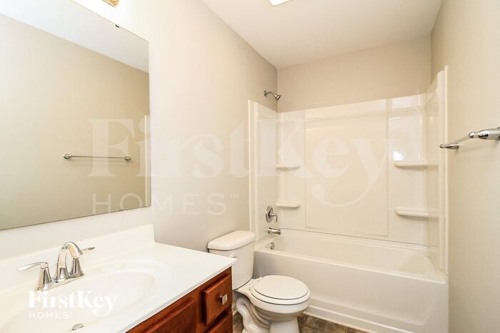 Building Photo - 455 Shady Grove Ct