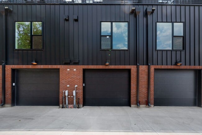 Building Photo - 6979 W 37th Ave