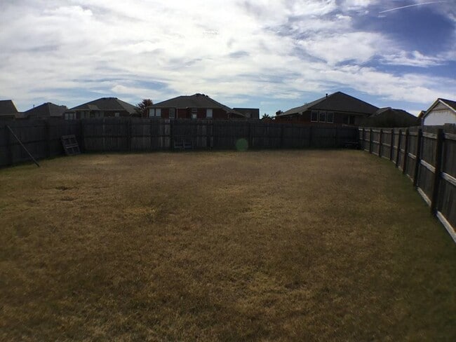 Building Photo - 18001 Montoro Way
