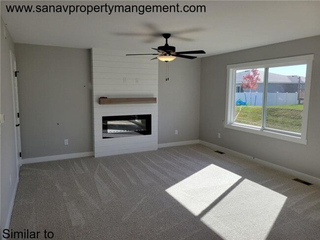 Building Photo - Spacious 4-Bedroom Home – Move-In Ready!