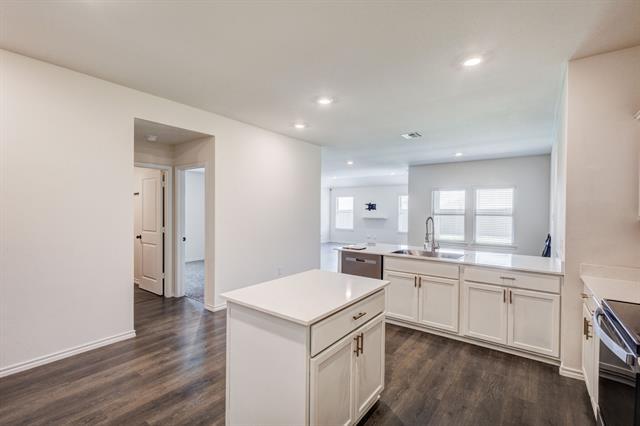 Building Photo - 2940 Lawson Dr