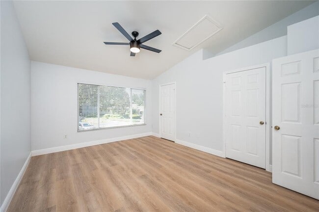 Building Photo - 1150 Vineland Pl
