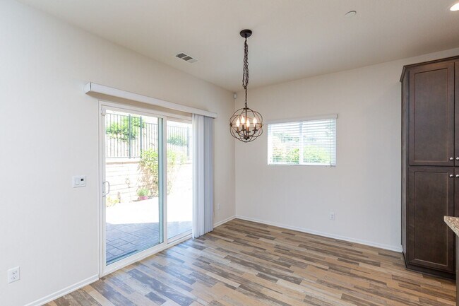 Building Photo - 4 Bed, 3 Bath - Fallbrook Single Family Home