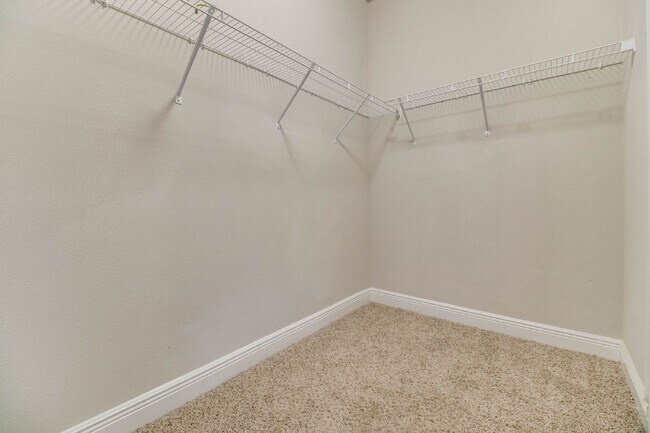 Building Photo - Stunning Two-Story Home with 4 Bedrooms, 2.5 Baths, and an Upstairs Living Room!