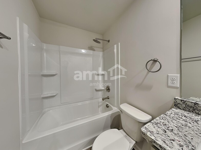 Building Photo - 3120 Emberly Dr