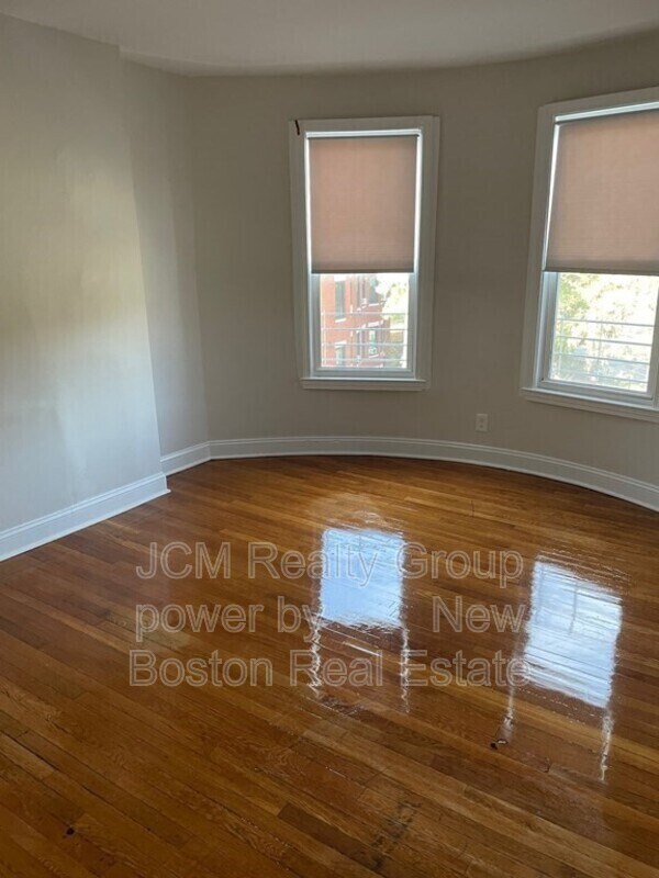 Building Photo - 184 Walnut Ave