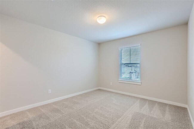 Building Photo - 2233 Rocoso Trl