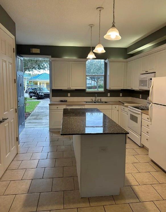 Building Photo - 617 Founders Dr