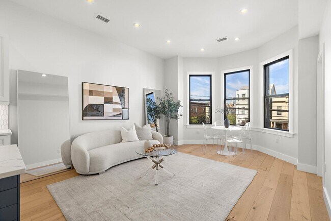 Building Photo - 2602 Palisade Ave