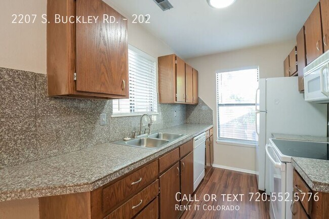 Building Photo - 2207 S Buckley Rd