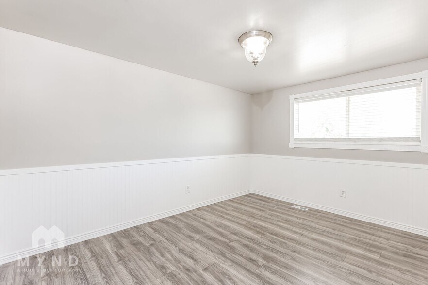 Building Photo - 2919 Sesame Cir