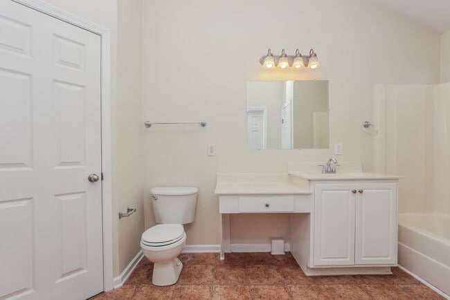 Building Photo - 7854 Rainey Dr