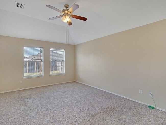 Building Photo - 1029 Magnolia Ln