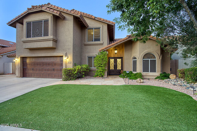 Primary Photo - 5672 E Beverly Ln