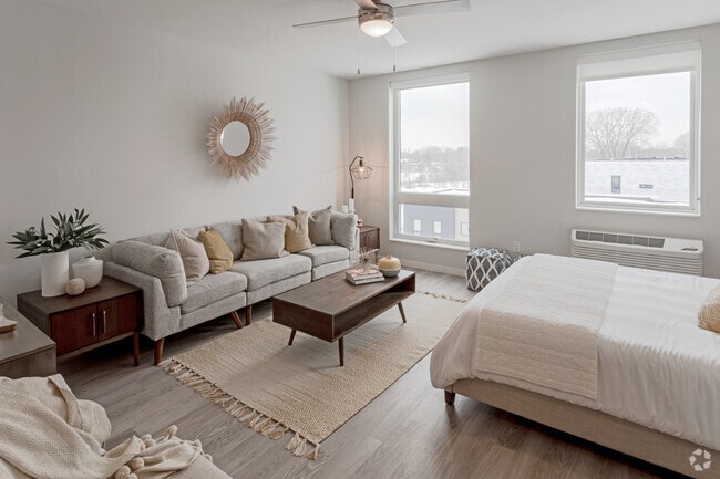 Studio - Henley Apartments