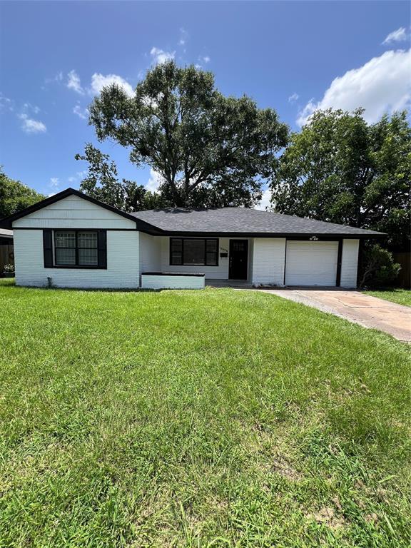 Building Photo - 13434 Melcher Dr