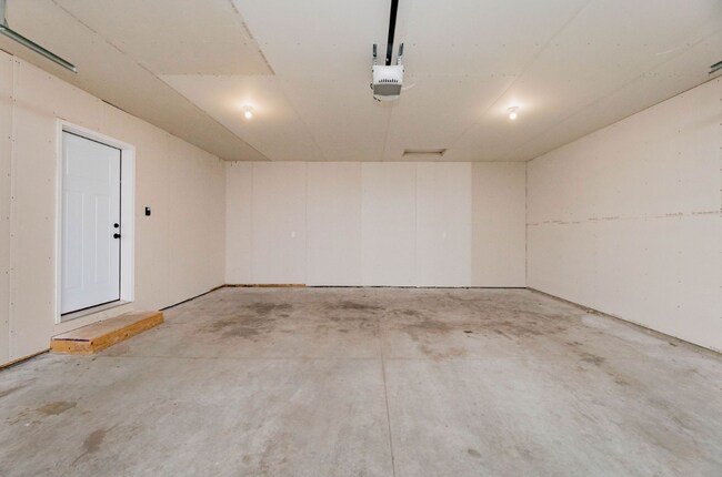 Building Photo - 3602 33rd St S