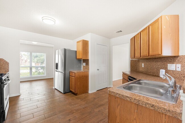 Building Photo - 4818 Fair Oak Dale Ln