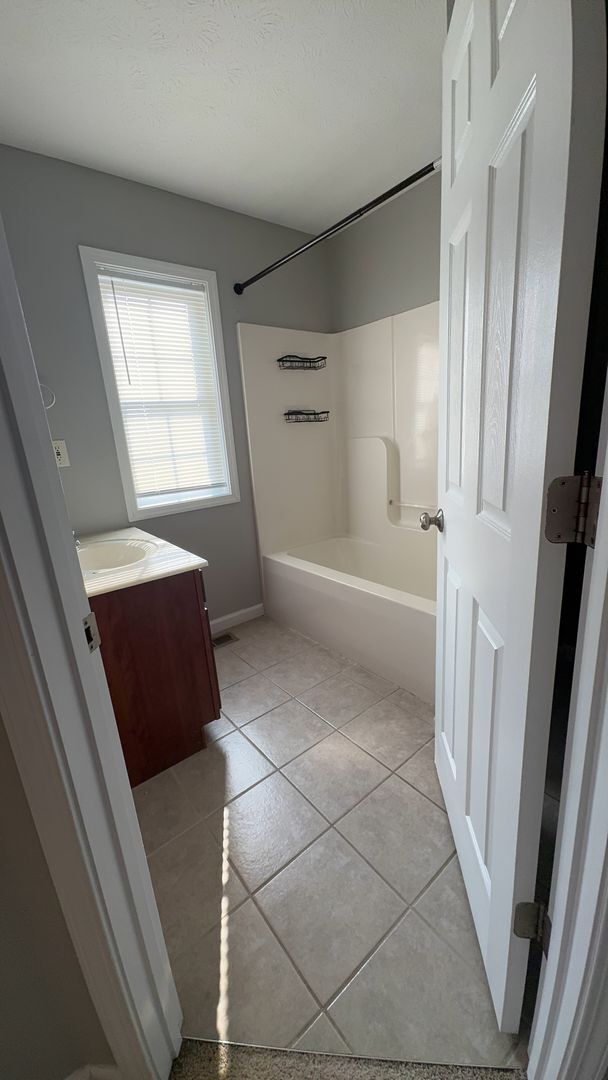 Building Photo - 1327 Cobble Creek Cir