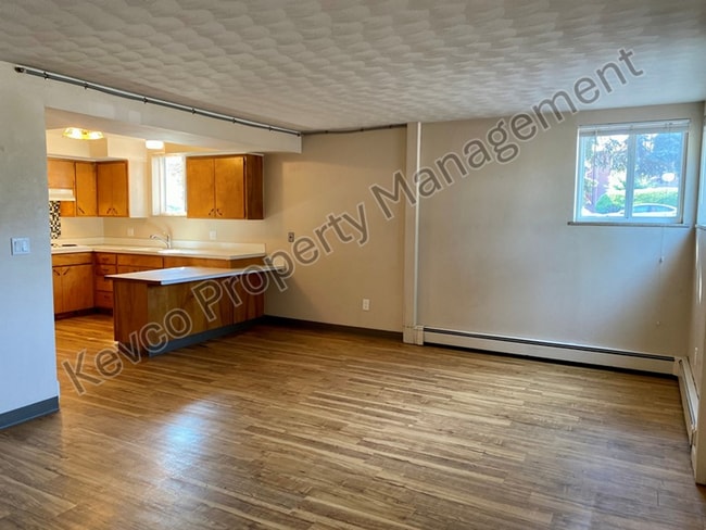 Building Photo - 1009 McHugh St