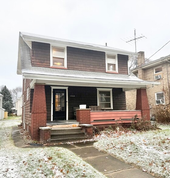 Primary Photo - 1208 19th St NW