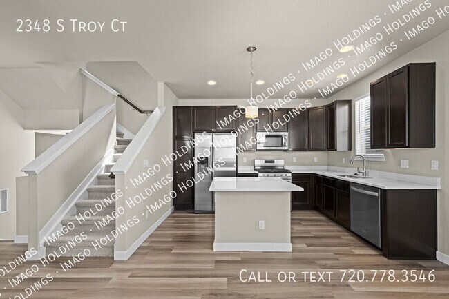 Building Photo - 2348 S Troy Ct