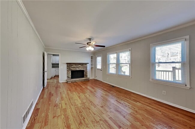 Building Photo - 210 Weatherstone Pkwy