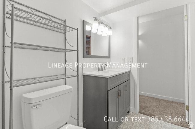 Building Photo - 4487 St Andrews Dr