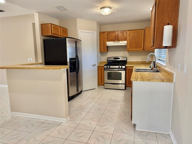 Building Photo - 13511 Harpers Bridge Dr