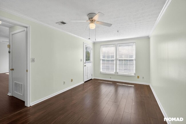 Building Photo - 1483 Keys Crossing Dr NE