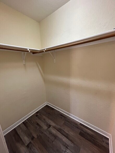 Building Photo - 13613 Woodstone Way