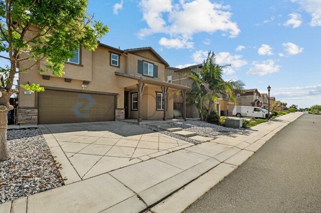 Building Photo - 136 Willowrun Wy