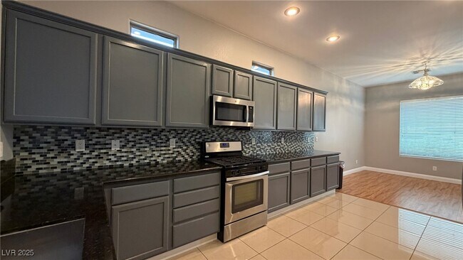 Building Photo - 29 Brandermill Dr