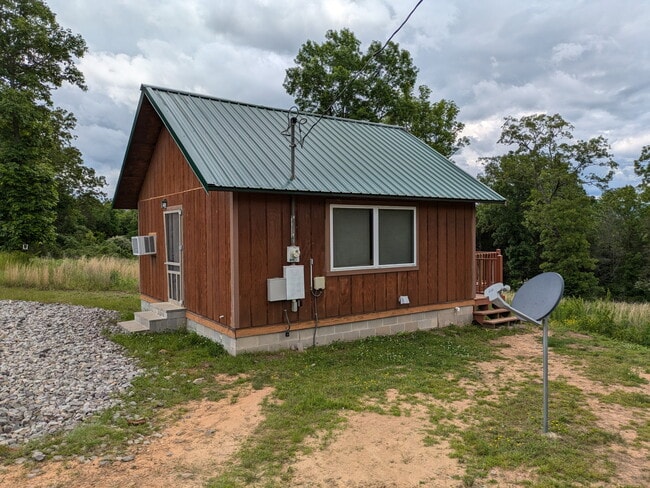 Primary Photo - 280 Co Rd 3380