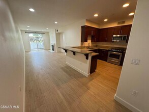 Building Photo - 14412 Killion St