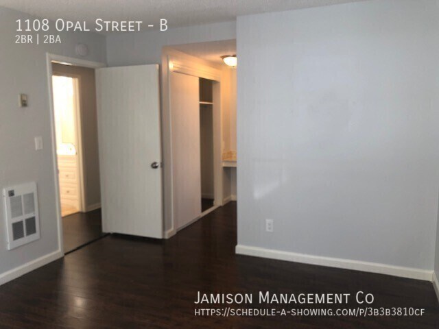 Building Photo - 1108 Opal St