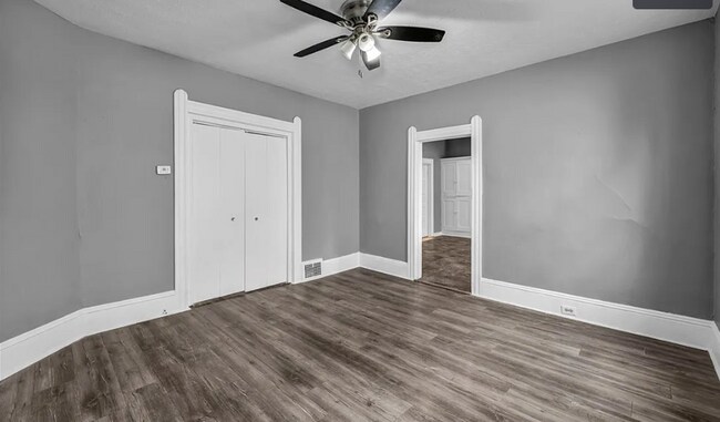 Building Photo - 3134 W 88th St