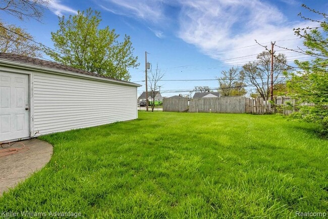 Building Photo - 11140 Ocalla Dr