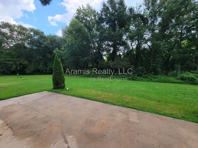Building Photo - 2376 Spring Creek Rd