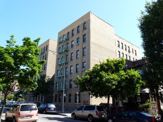 Building Photo - 1326 Commonwealth Ave