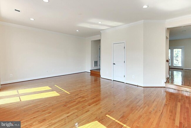 Building Photo - 22219 Falling Terrace