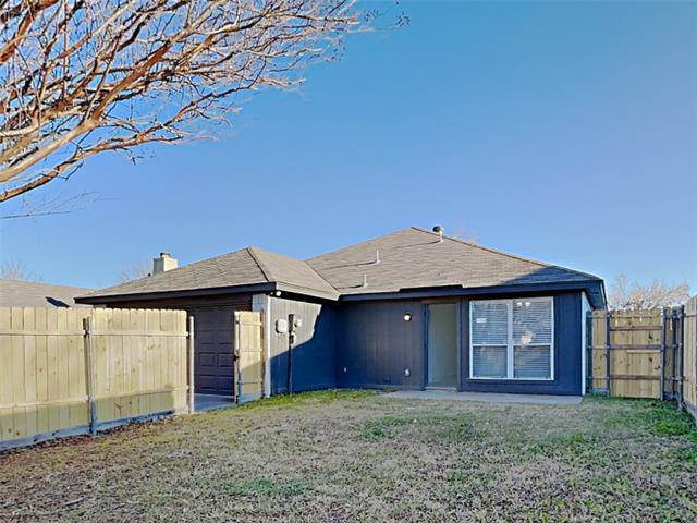 Building Photo - 2705 Hidden Springs Dr