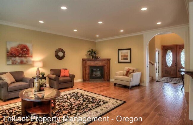 Building Photo - 4 br, 2.5 bath House - 1533 Brokenwheel Co...