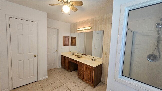 Building Photo - 21435 Park Mill Ln