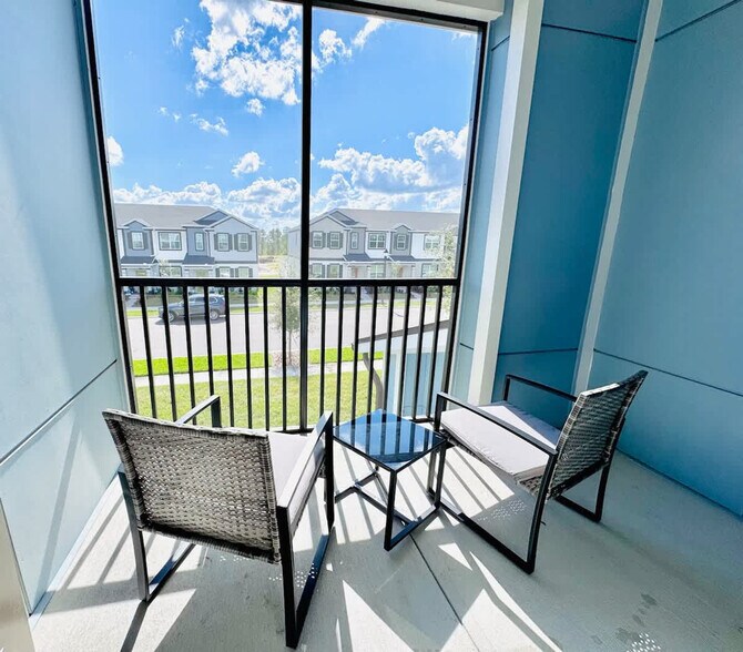 Building Photo - 9276 Vintage Hills Way