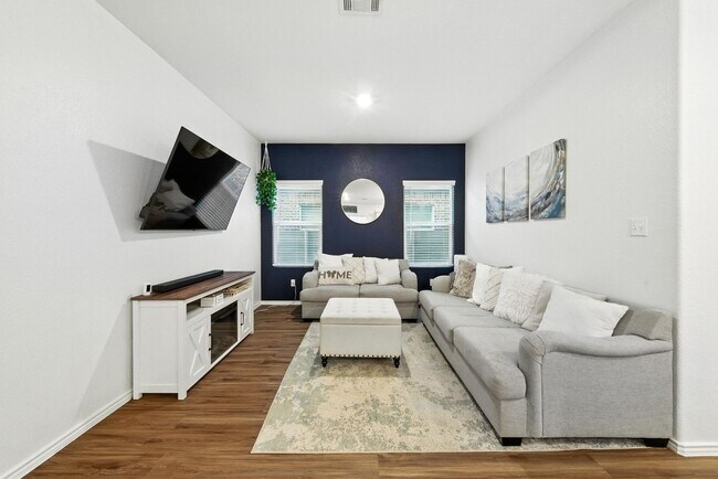 Building Photo - 3/BR 2/BA Home with Modern Touches and Cozy Outdoor Living!