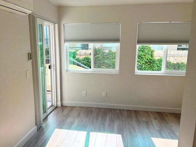 Building Photo - 4120 Third Ave