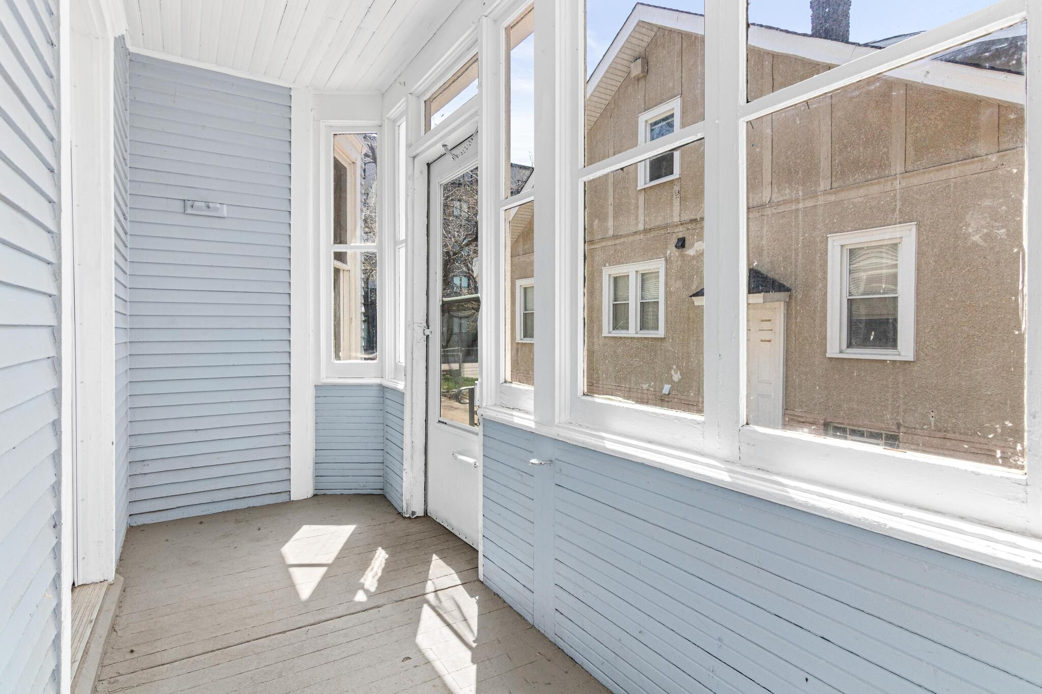 Enclosed Sunroom Entryway - 47 Lowry Ave NE